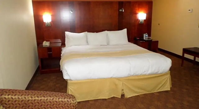 Номер Standard Radisson Akron-Fairlawn Copley