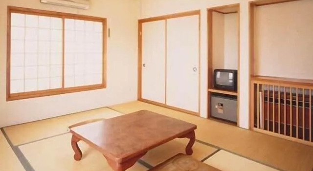 Gensen no Yado Maruishi Ryokan, Забронировать Гостевой дом Гостевые дома Хакуба, рядом с Hakuba Jump Arena, Гостевой дом