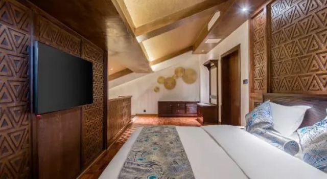 Люкс Sucai Culture and Art Hotel (Xishan Dianchi Haigeng Store)