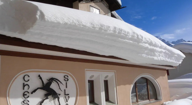 Guesthouse & Aparthotel Chesa Silva, Rezervovat Apartmánový hotel Silvaplana Upper Engadin