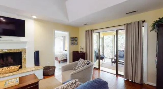 1054 Sparrow Pond Cottage, Забронировать Дом для отпуска Киава-Айленд Lowcountry, рядом с Парк Kiawah Beachwalker