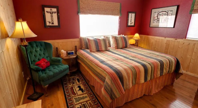 Sea Parrot Inn, Book Hotel Seldovia USA