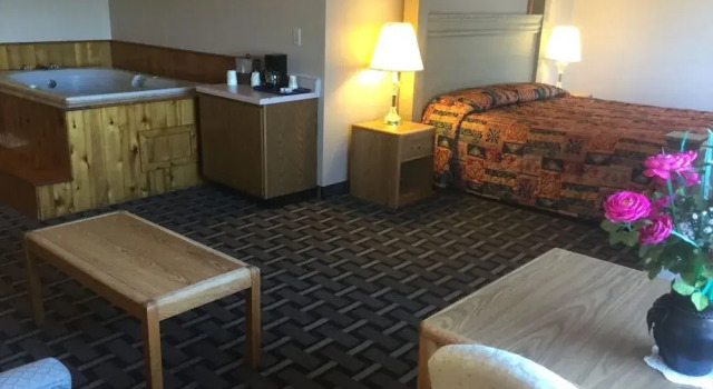 Sky Lodge Inn & Suites