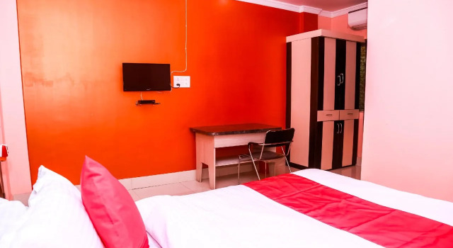 Hotel Nirmala By OYO Rooms, Buchen Sie Hotel Agartala Tripura