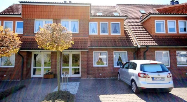 Ferienwohnung-10-mit-Balkon-Garten-Landhaus-Hubertus-Duhnen