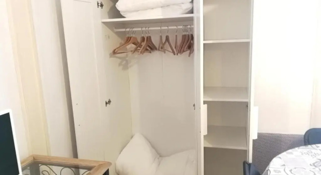 Studio Résidence le Metropole, Prenota Appartamento Hotel a Alvernia con parcheggio, Parcheggio