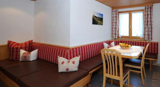 Apartment in Damuls Near Ski Slopes, Book Apartment Hotels in Vorarlberg with a Pool, Swimming Pool