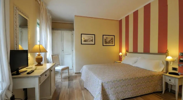 Hotel Dei Conti, Забронировать Отель Отели в центре Кастельнуово-ди-Валь-ди-Чечина, в центре