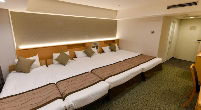 Четырёхместный номер Deluxe Narita Tobu Hotel Airport