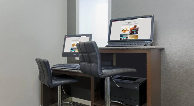 Residence Inn by Marriott Boston North Shore/Danvers, Varaa Hotelli Hotellit New England uima-altaalla, Uima-allas