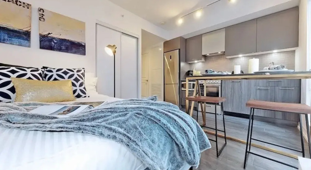 Eaton Center Suites &  Towers, Varaa Hotelli Toronto 