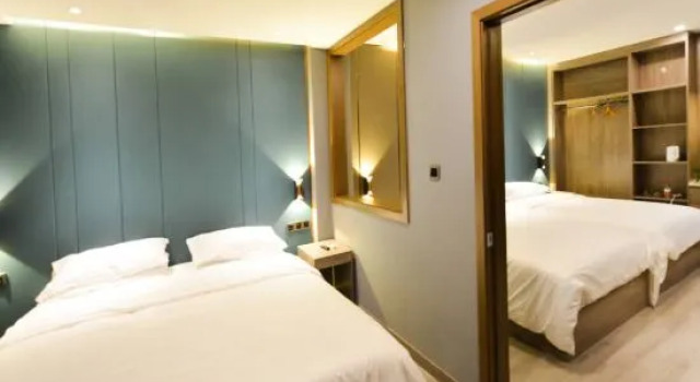 Люкс Deluxe Longkou Jiahe Hotel