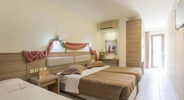 Stunning Room for 3 People Wanting to Have an Amazing Vacational Expirience, Забронировать Апартаменты/квартира Малия Центральный Крит