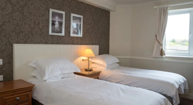 Двухместный номер Standard c 1 комнатой Botany Bay Hotel