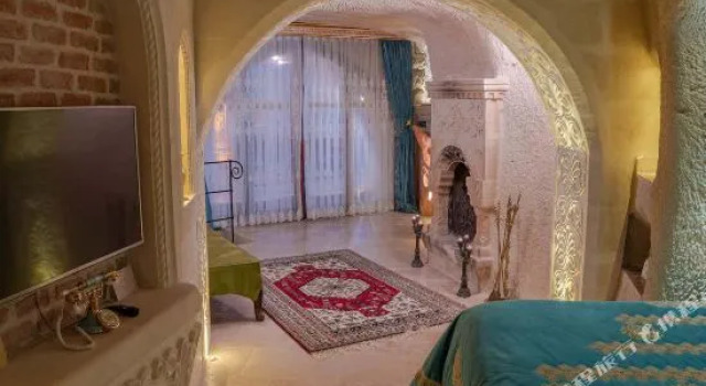 Двухместный люкс Premium Elika Cave Suites Cappadocia, Curio Collection by Hilton