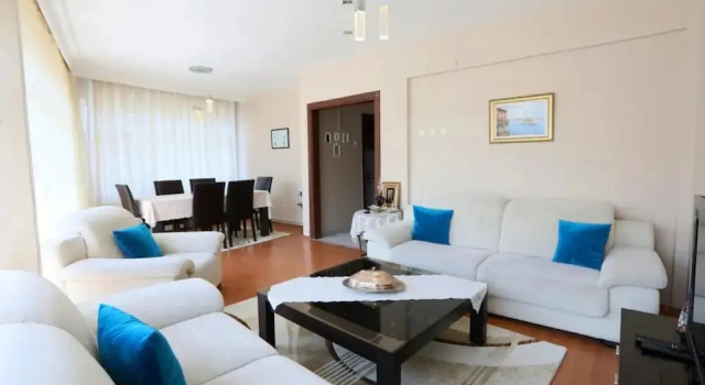 Flat With Two Living Rooms and Balcony in Uskudar, Rezerwuj Apartament Apartamenty w Stambuł, Apartament