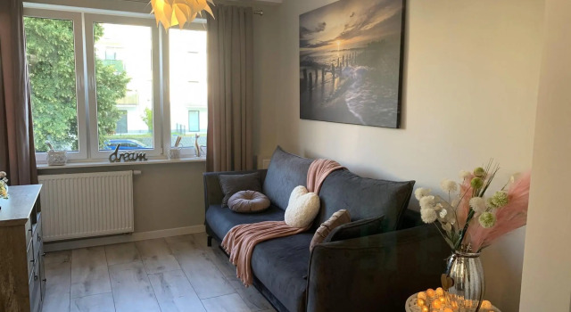 Apartment in Gdynia Near Baltic Beach, Varaa Huoneisto Hotellit Pommeri pysäköinnillä, Pysäköinti