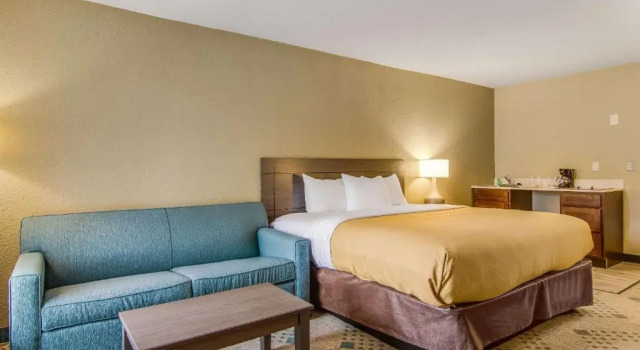 Suite Suburban Studios Hotel Kingsland Near I-95