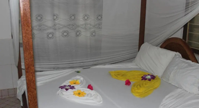 Номер Deluxe Nungwi Jambo Beach Bungalow