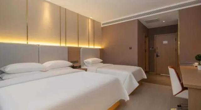 Люкс Longkou Jincheng Hotel (Longji Road)