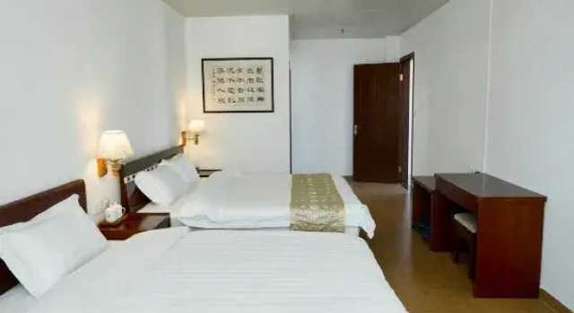 Семейный люкс Rencai Hotel (Nan'ao)