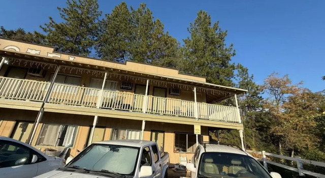 Columbia Inn Motel CA 49, Prenota Motel Columbia 