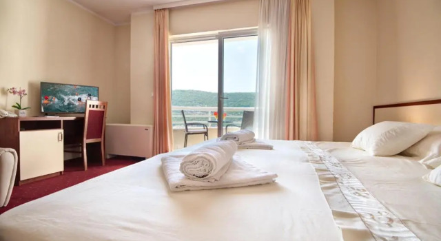 Трёхместный номер Standard с балконом и с видом на море Hotel AGAVA