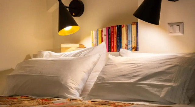 LA CASA COLORATA - Flats in Milan - Bocconi, Book Hotel Porta Romana Milan