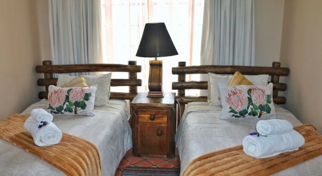Апартаменты Standard с 2 комнатами с балконом Kairos Home Guesthouse
