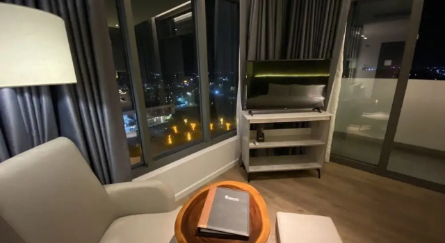 Номер Deluxe NEWCC HOTEL AND SERVICED APARTMENT