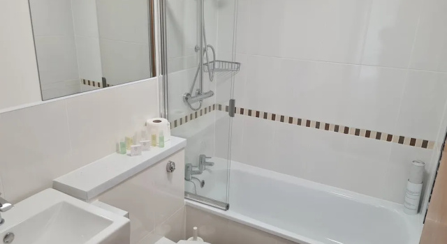 Трёхместный семейный номер Standard Kings Arms Hotel - A Bespoke Hotel