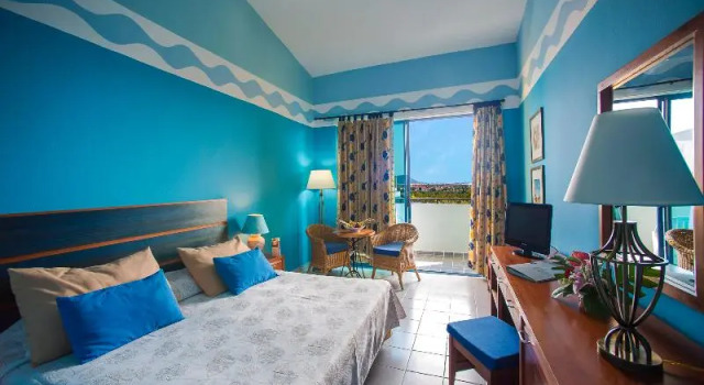 Двухместный номер Standard с балконом Aston Costa Verde Beach Resort