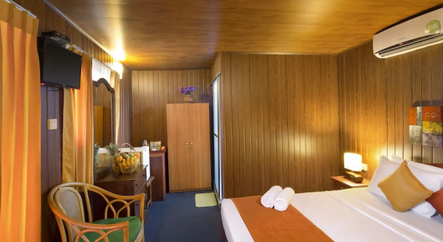 Двухместный номер Standard с балконом и с видом на сад Palm Beach Inn & Sea Shells Cabanas