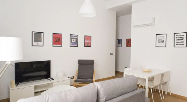 Suncity Loft-Estudio Refino, Забронировать Отель Малага - центр Малага, рядом с Музей Кармен Тиссен