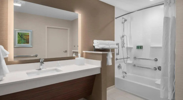 Четырёхместный номер Standard Fairfield Inn & Suites by Marriott Memphis Marion, AR