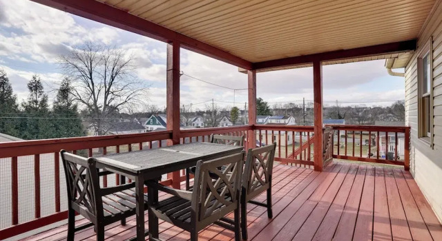 Апартаменты Walk to Fairgrounds! Hagerstown Townhome w/ Deck