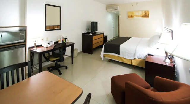 Люкс Holiday Inn Express Paraiso Dos Bocas, an IHG Hotel