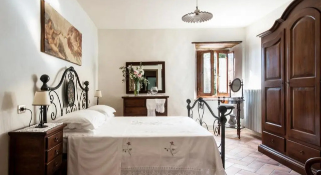 Agriturismo di Baroni Enzo, Varaa Hotelli Dicomano Toscana