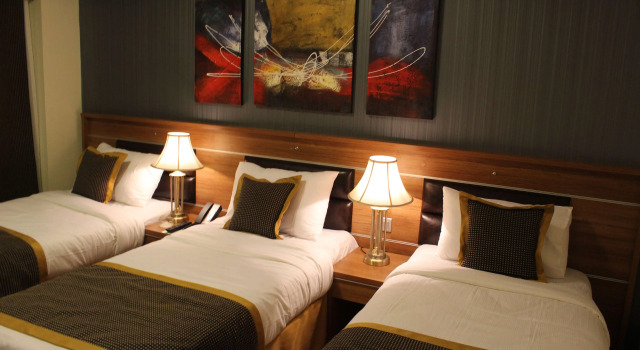 Трёхместный номер Golden Tulip Al Shakreen