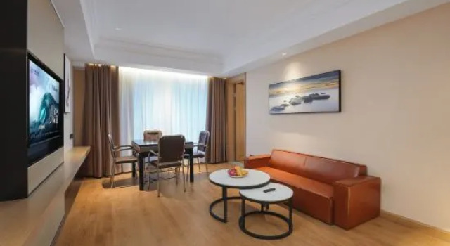 Люкс Vienna Hotel (Jing'an City Plaza)