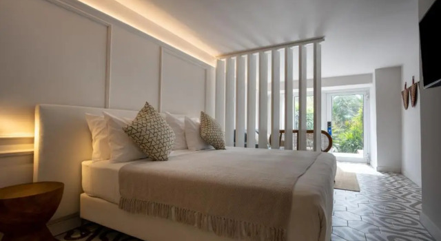 Номер Standard Цокольный этаж с балконом Noga by Isrotel Collection