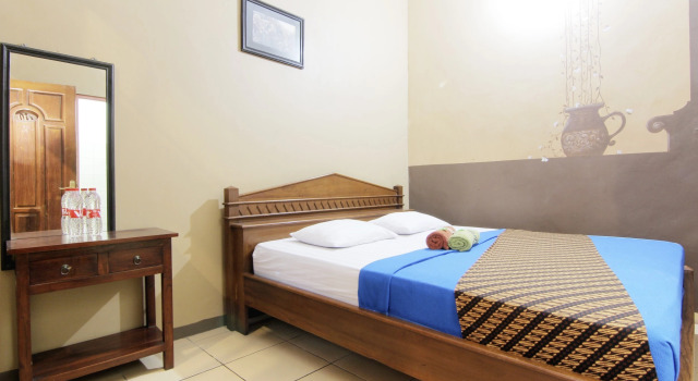 Standard Doppel Zimmer Monica Hotel