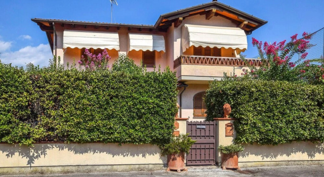 Casa Nonna Dora, Reserva ahora Hotel Hoteles en Casoli con piscina, Piscina
