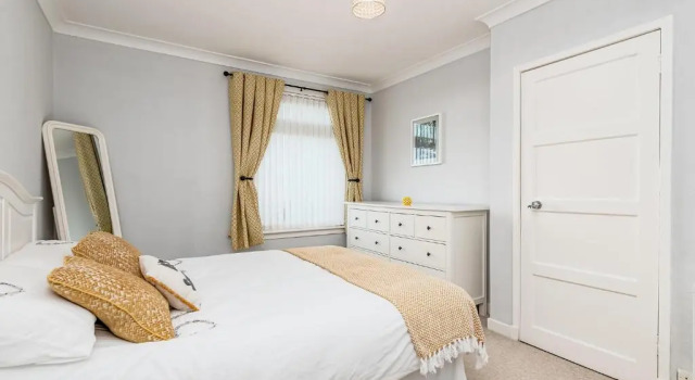Коттедж с 3 комнатами Balmoral Residence 30 mins from Edinburgh and Glasgow