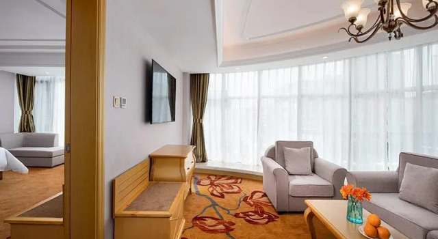Люкс Venus International Hotel Heilongjiang Qiqihar Longhua Road Middle Ring Dashan New Market