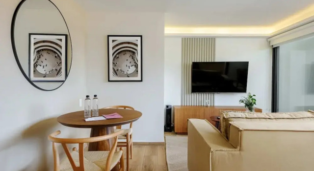 w Stylish Loft w/ Balcony in Colima