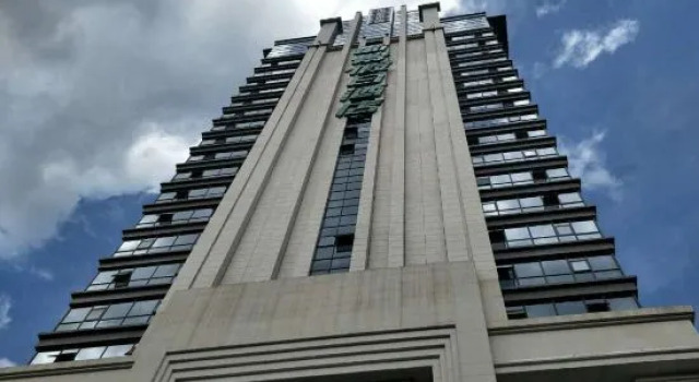 Shu Jing Holiday Hotel, Rezerwuj Hotel Hotele w Bazhong z parkingiem, Parking