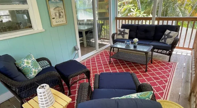 Вилла Beach Breeze Hideaway Villa