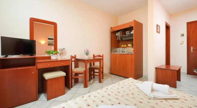 Студия Standard Hotel Makrina