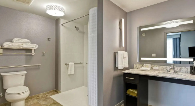 Номер Standard Homewood Suites By Hilton Poughkeepsie